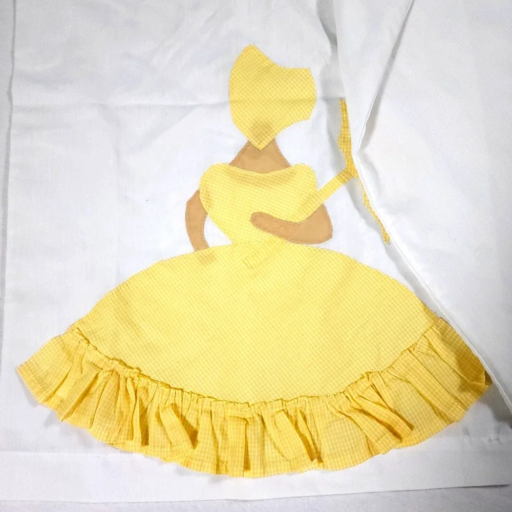 VTG Set of 2  Pillowcases Southern Belle Woman In Dress